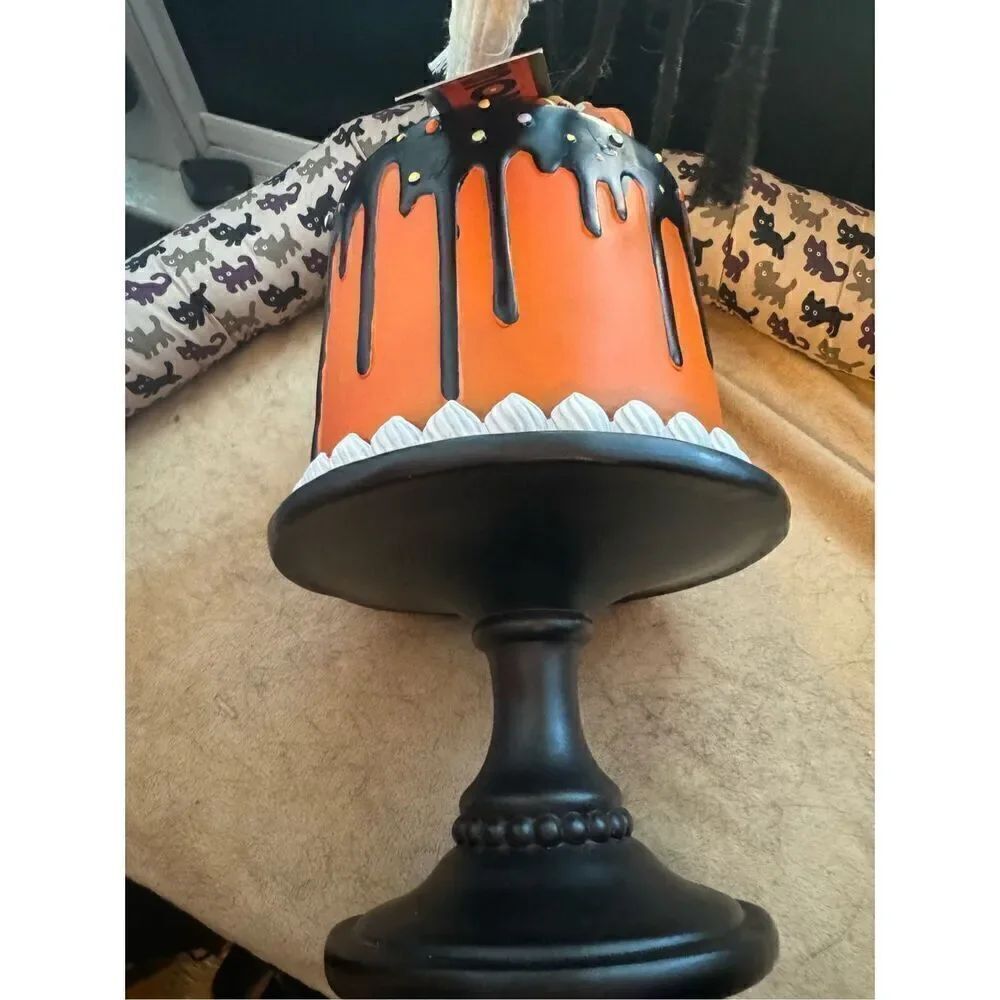Ghoulish halloween cake - sweets & squeaks NWT - Picture 5 of 6
